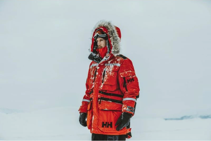 Kapelë Helly Hansen, e zezë