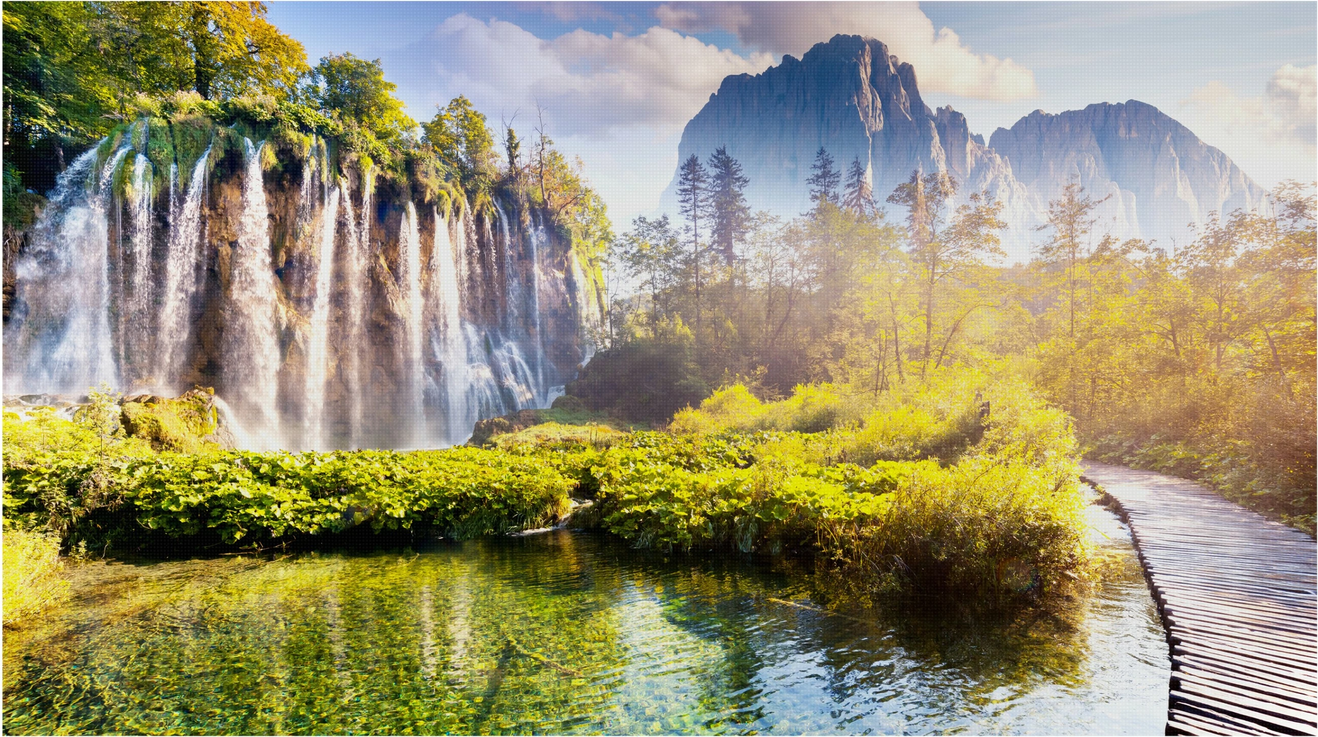 Ekran i madh Samsung DS IE015A, 640x360 piksel, 6000:1 kontrast