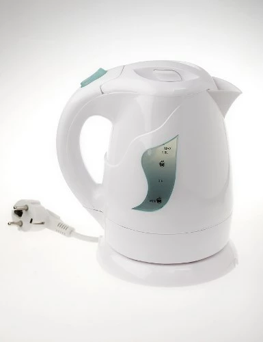 Vluese uji Adler AD 08, 1 L, 850 W, e bardhë 