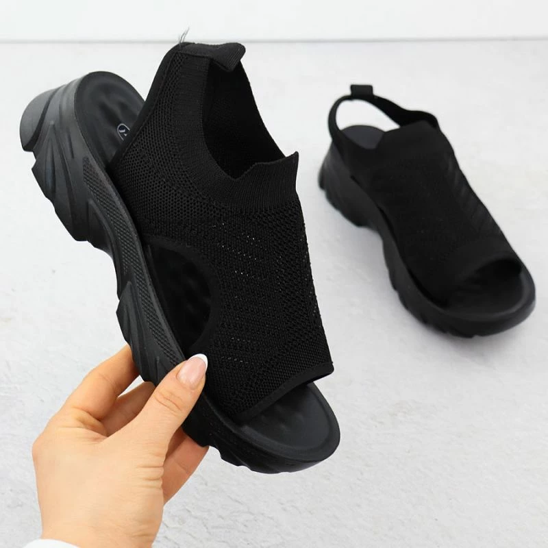 Sandale të mbyllura Potocki TO90302, të zeza femra