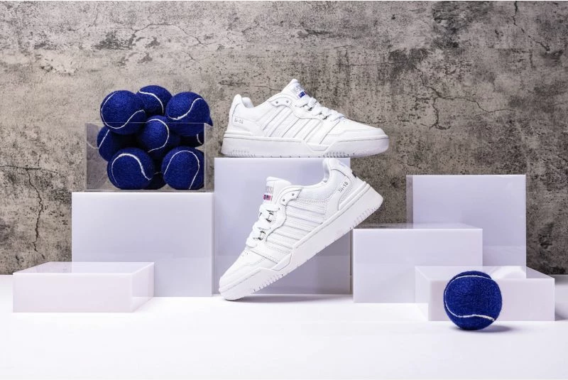 Atlete femra K-Swiss, të bardha