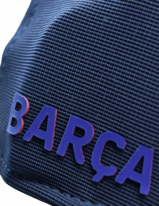 Kapelë FC Barcelona për femra dhe fëmijë, shumëngjyrëshe