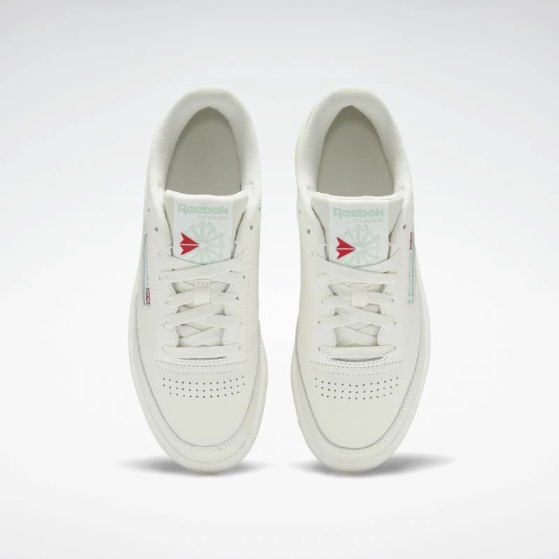 Atlete femra Reebok, të bardha