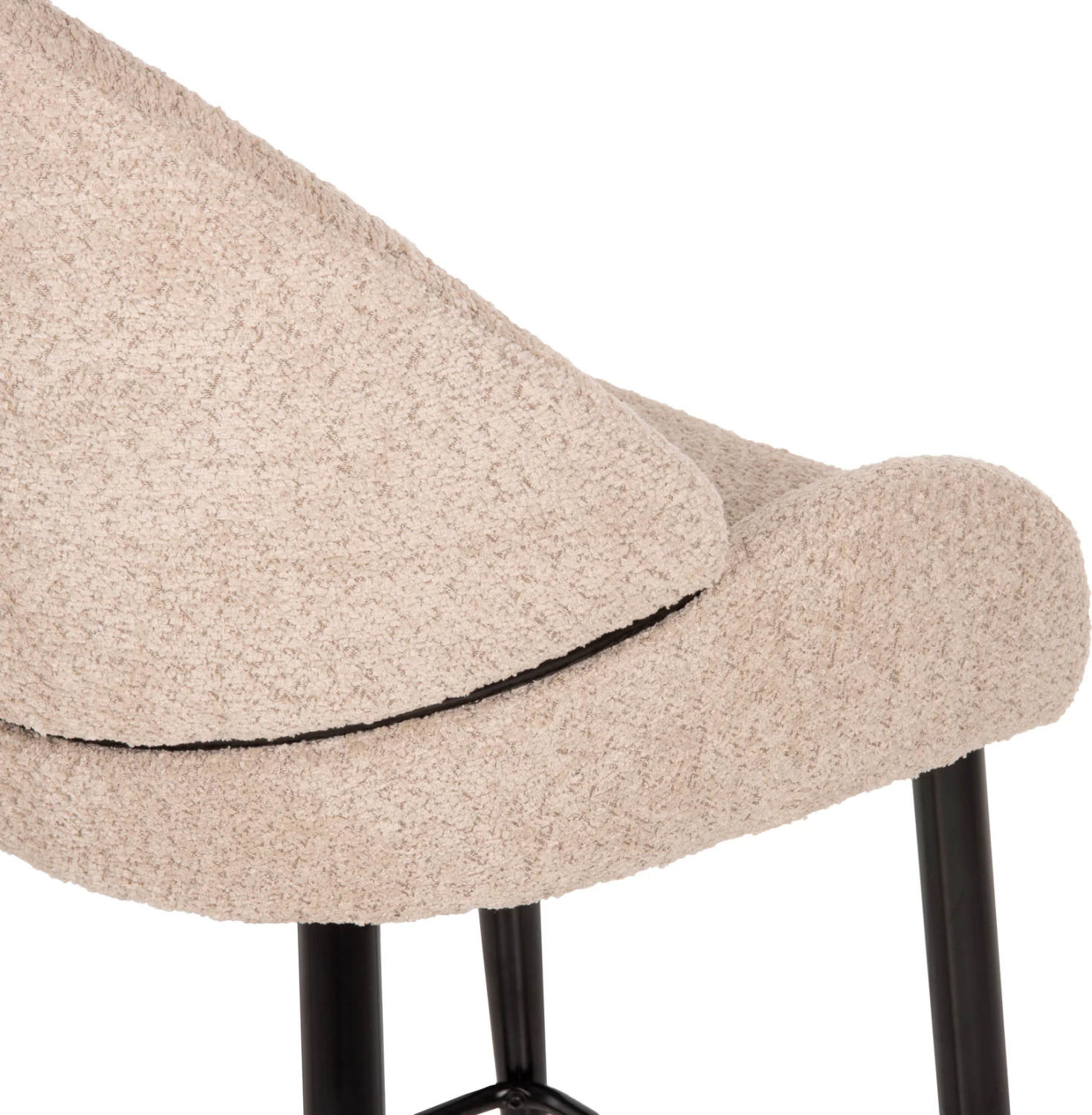 Karrige për bar, lartësi mesatare, FH8586.02, pëlhurë boucle ecru, këmbë metalike të zeza, 55x62x105H cm., set prej 2 copë