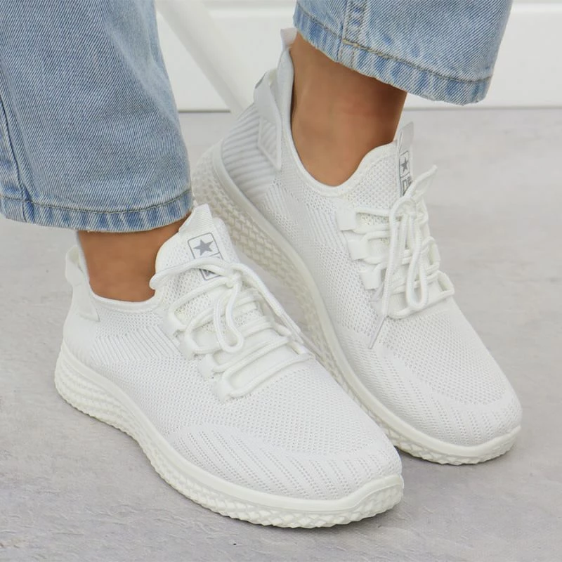 Atlete sportive Yakimasport News 3634, të bardha