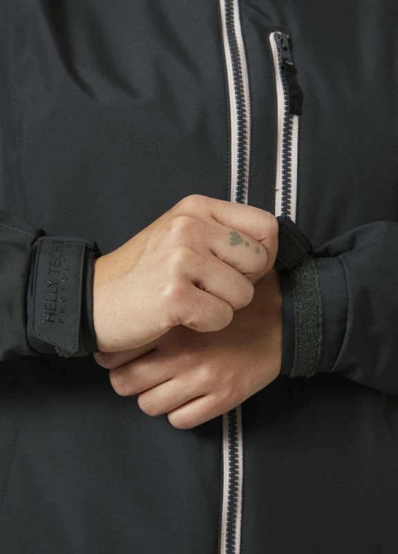 Jakne Helly Hansen femra, e zezë