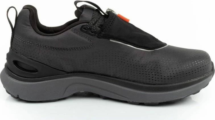 Atlete femra Tamaris, të zeza