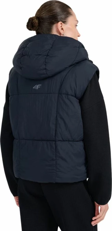 Jelek për femra 4F, e zezë