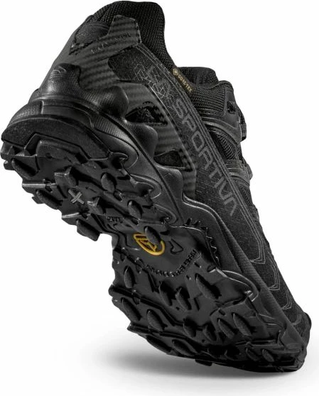 Atlete trail për femra La Sportiva, të zeza