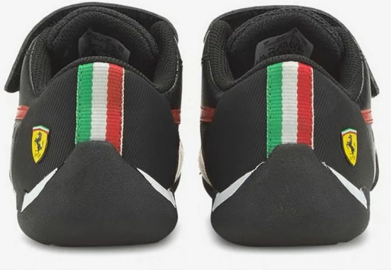 Atlete fëmijë Puma, të zeza dhe të kuqe