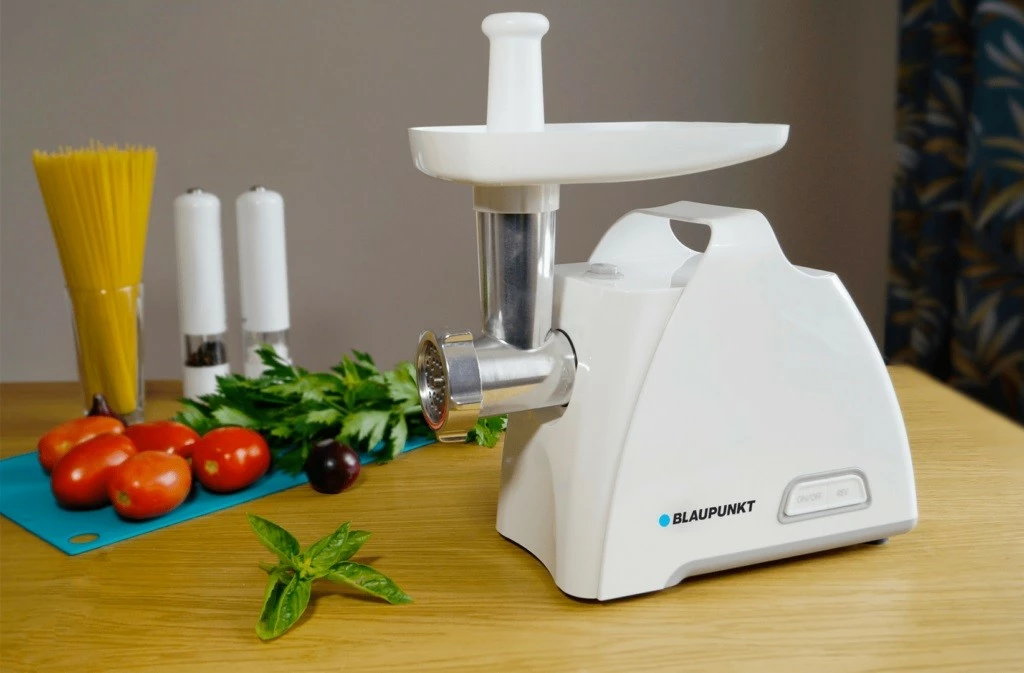 Mulli mishit Blaupunkt FMM401, 1500 W, i bardhë, me 3 sita