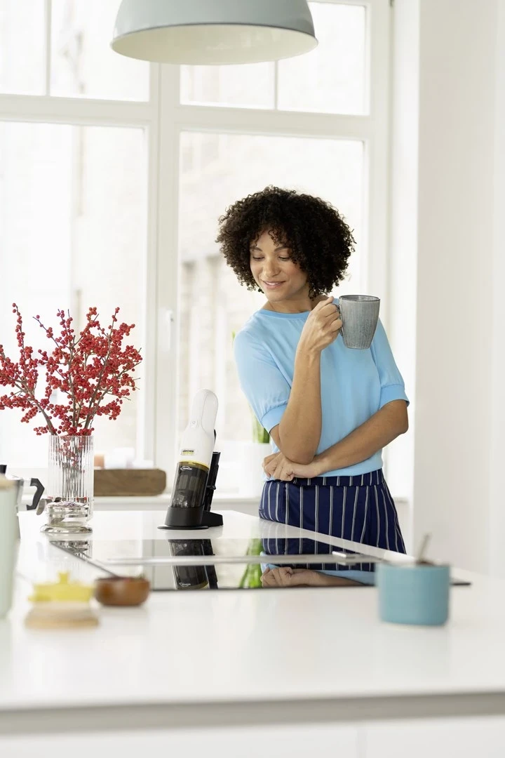 Aspirator portativ Kärcher CVH 3 Plus, i zi