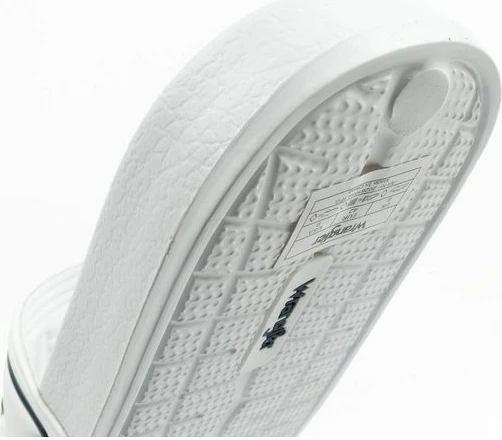 Papuqe sportive meshkuj Wrangler Averell Slider, të bardha