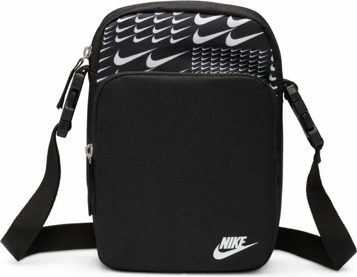 Çantë krahu Nike, e zezë