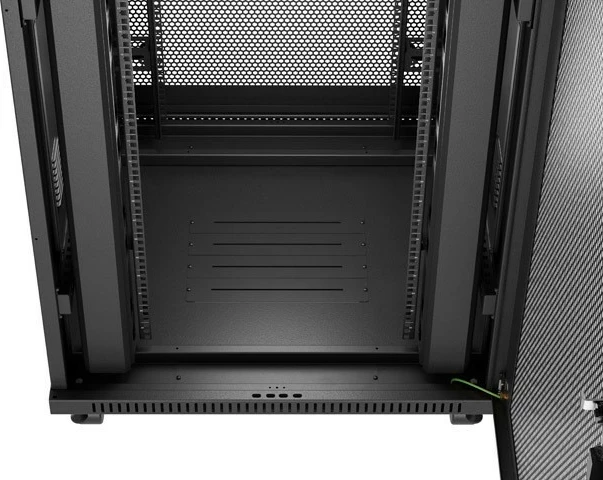 Kasë rack LANBERG 19" 47U 800x800, me derë perforuese LCD, e zezë