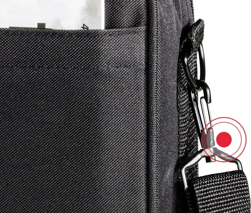 Çantë projektori Hama 101066, me rrip supi, e zezë