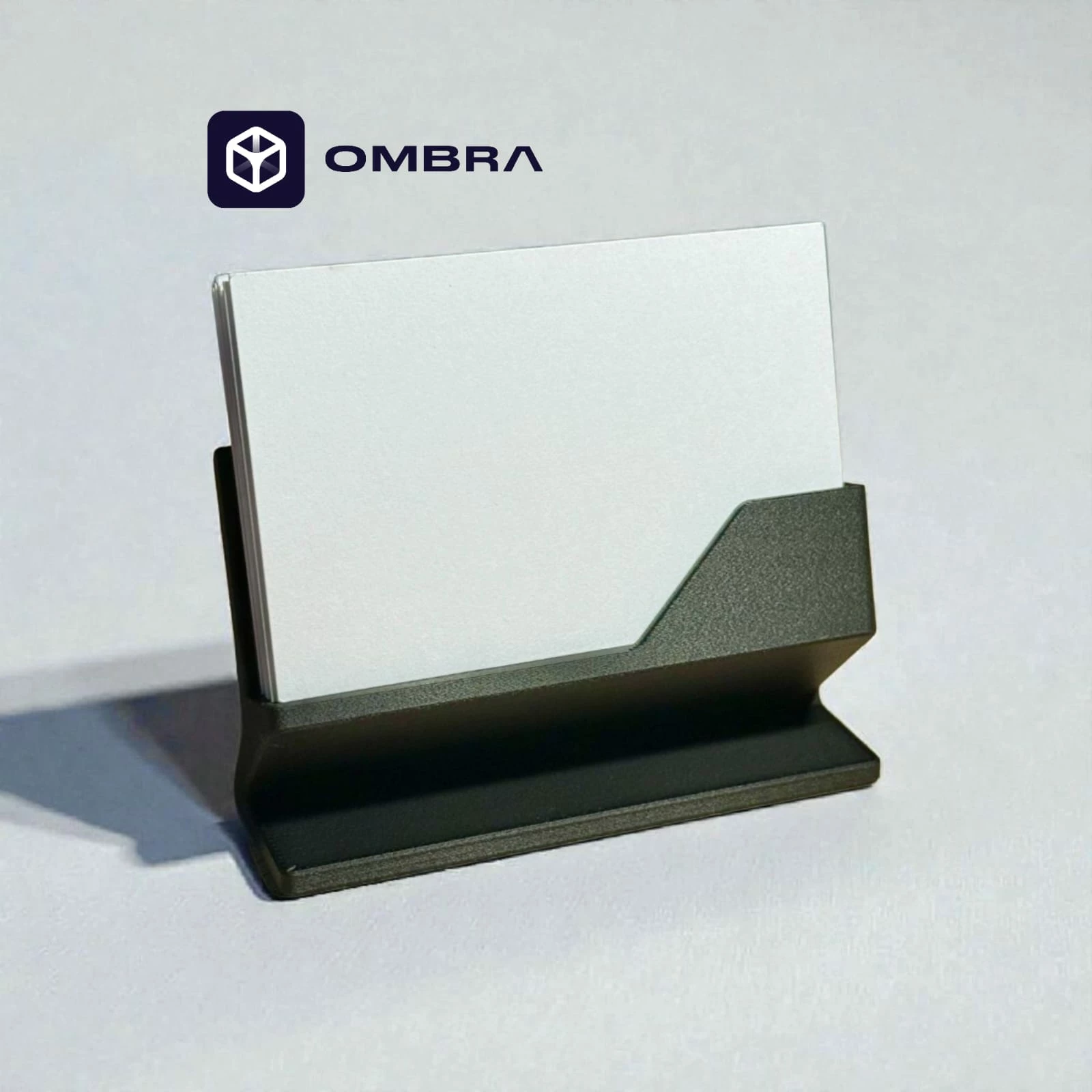 Mbajtëse për vizitëkarta moderne, e zezë