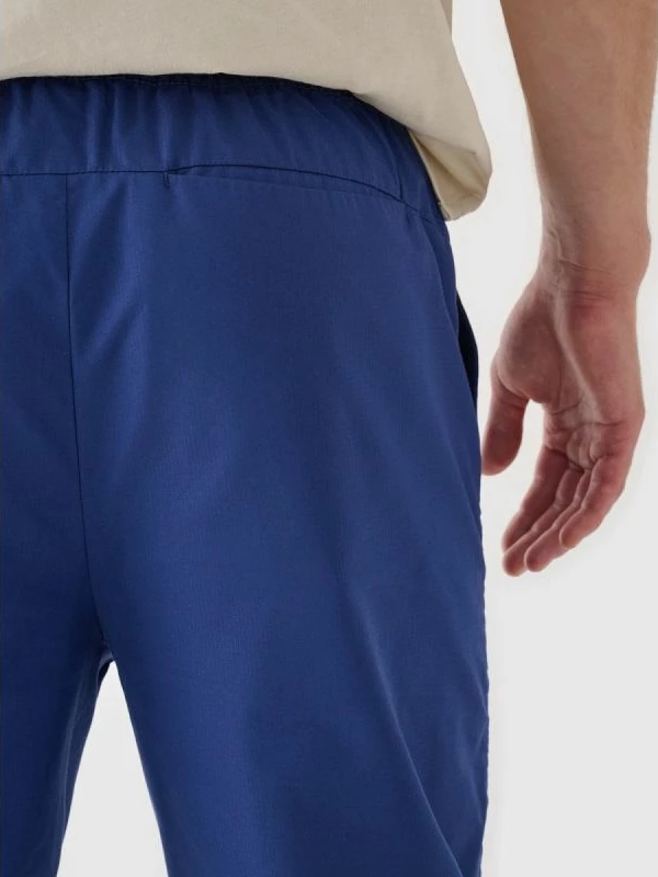 Pantallona të thjeshta për meshkuj 4f