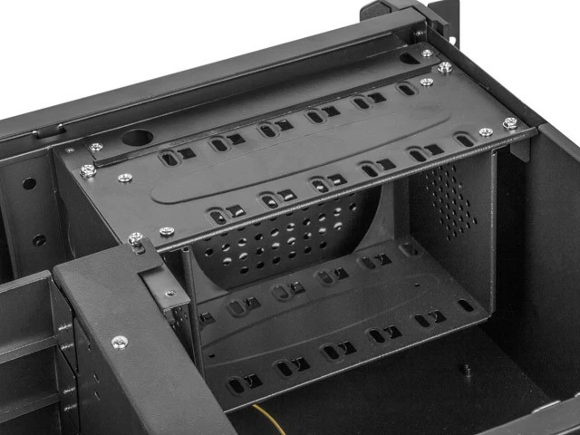 Kasë serveri Lanberg SC01-4504-08B, 19", ATX, Rack, e zezë