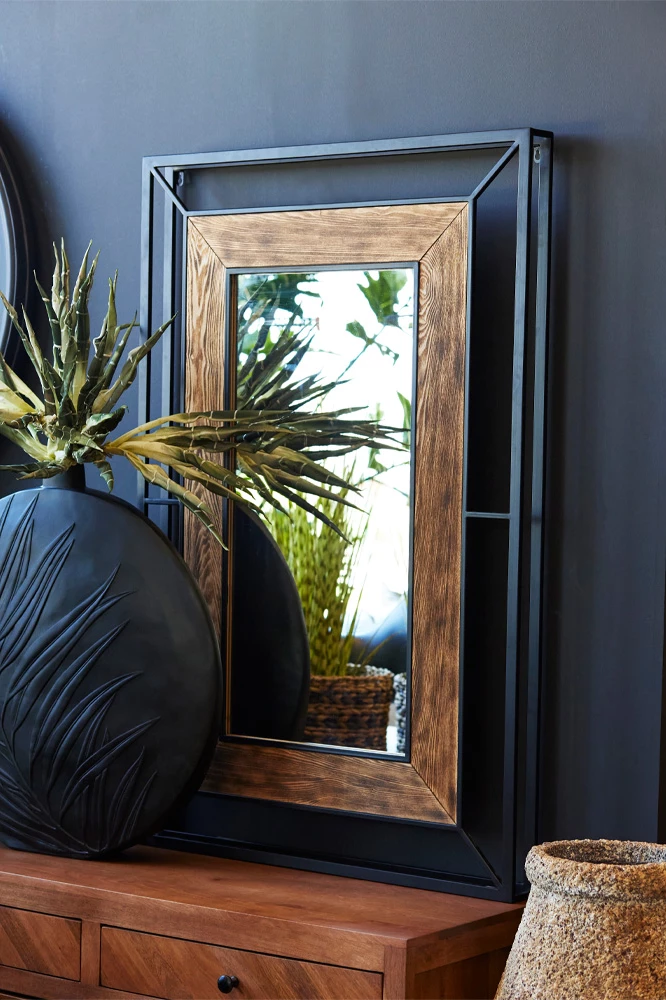 Pasqyrë Mistras, dru natyral, metal i zi, 80x120cm