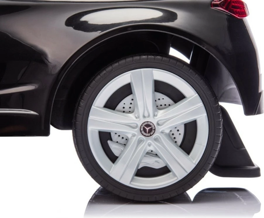 makinë shtytëse për fëmijë, Milly Mally Mercedes C-Class S 6103, 4 rrota, 12m+, ngarkesë 25 kg, timon me tinguj, ndarje nën sedilje, e zezë