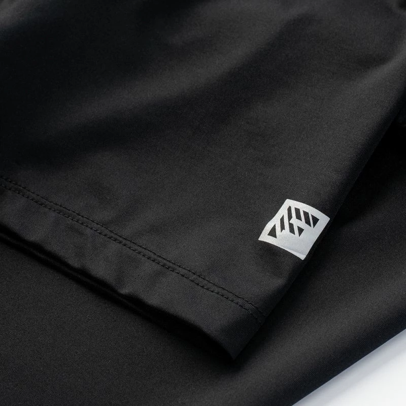 Maicë për meshkuj Fitanu, e zezë