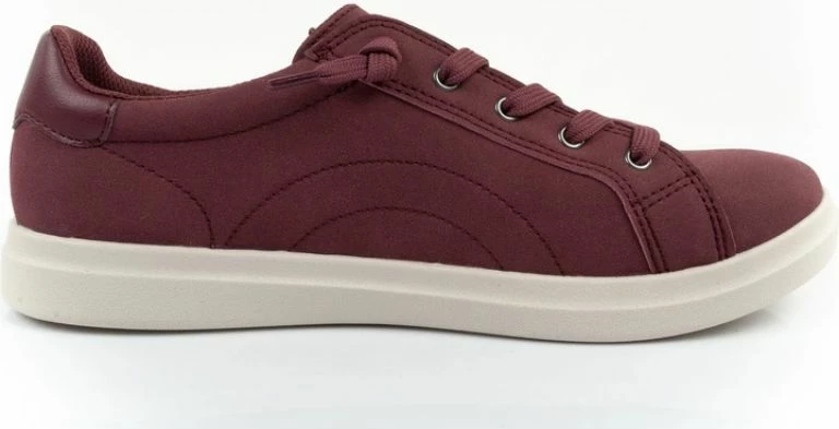 Atlete për femra Skechers, të kuqe