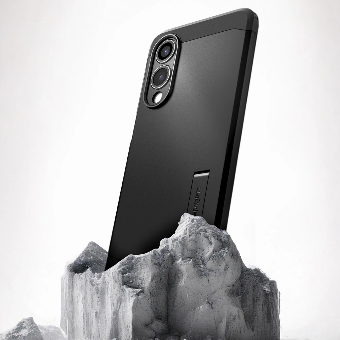 Mbështjellës Spigen Tough Armor MagSafe për Samsung Galaxy S25 Edge, i zi