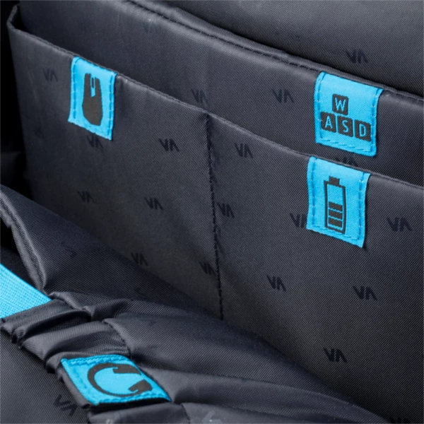 çantë shpine për laptop gaming RIVACASE 7860 17.3\" 30L me portë USB, e zezë