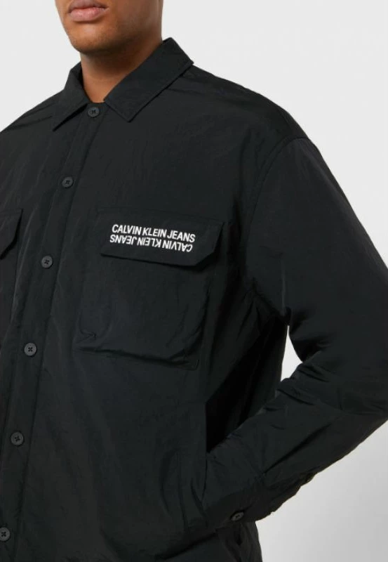 Jakne Calvin Klein për meshkuj, e zezë