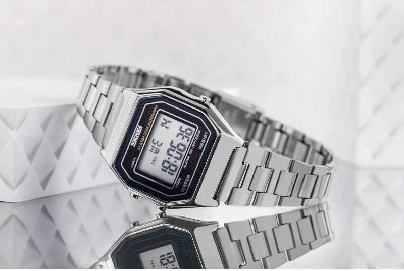 Orë dore për femra Skmei, e zezë