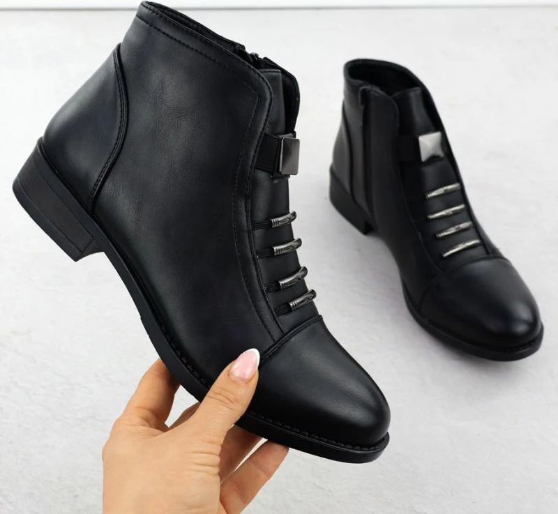 Çizme për femra Sabatina, të zeza