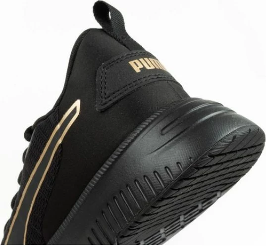 Atlete Puma për femra, të zeza