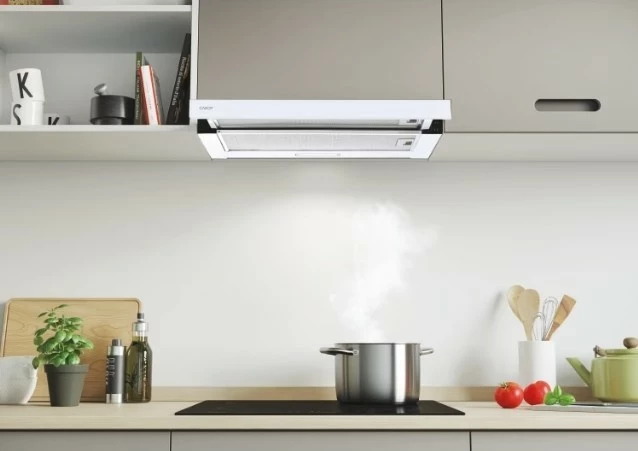 Aspirator i integrum Candy CBT625/2W/1, teleskopik, i bardhë