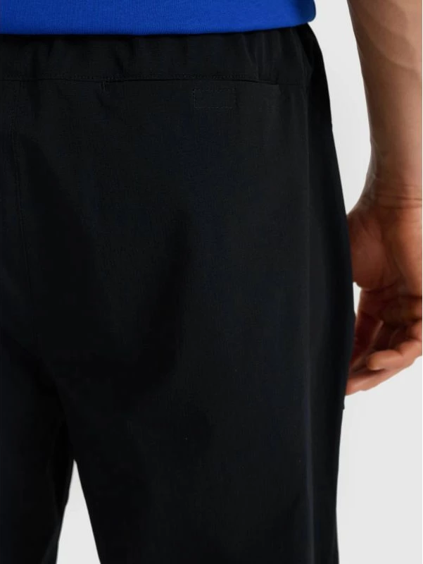 Pantallona të gjera për meshkuj 4F