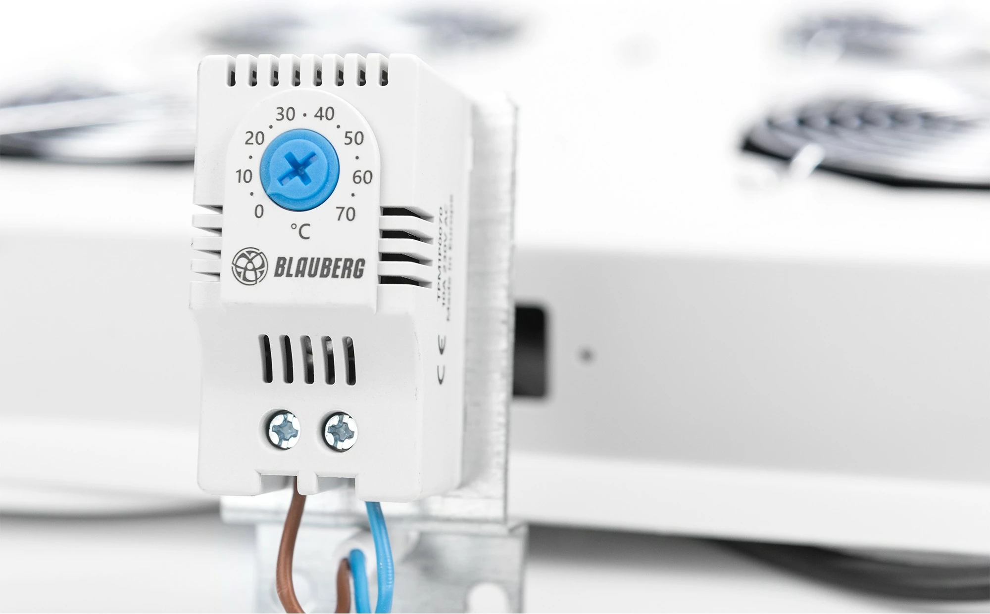 Njësi ventilimi tavanore Digitus për kasë 19", 4 ventilatorë, gri