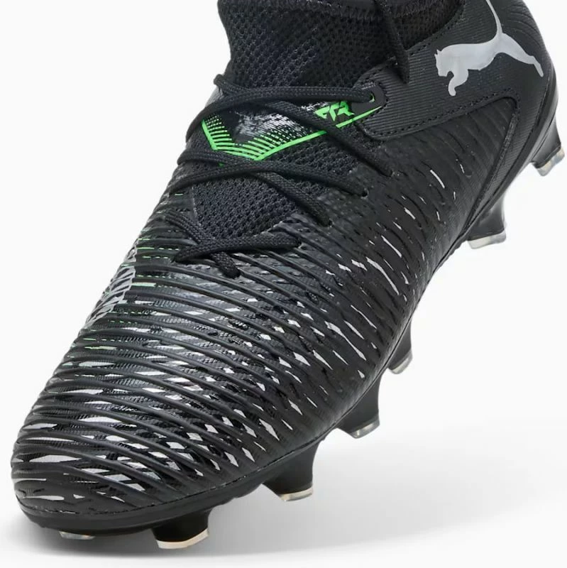 Atlete futbolli për fëmijë Puma, të zeza