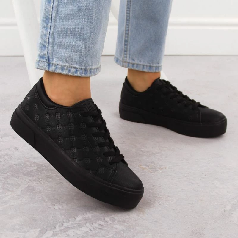 Atlete femra Big Star, të zeza