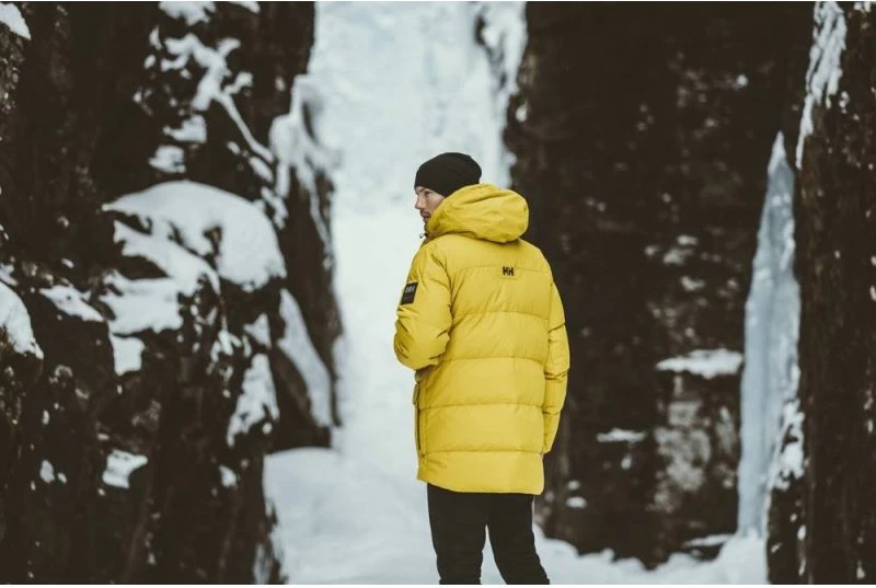 Kapelë Helly Hansen, e zezë