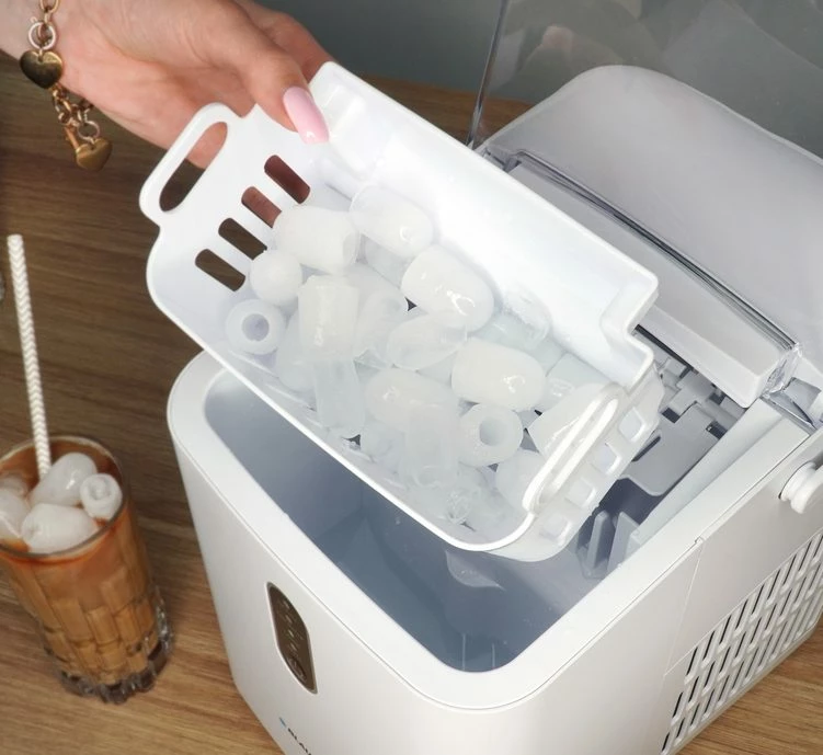 Makinë Për Përgaditjen E Akullit BLAUPUNKT IMB201