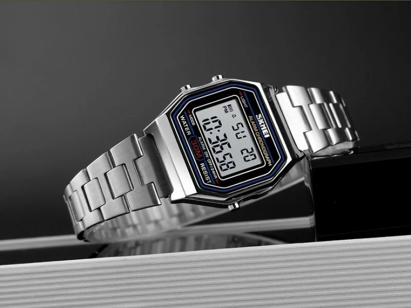 Orë dore për femra Skmei, e zezë