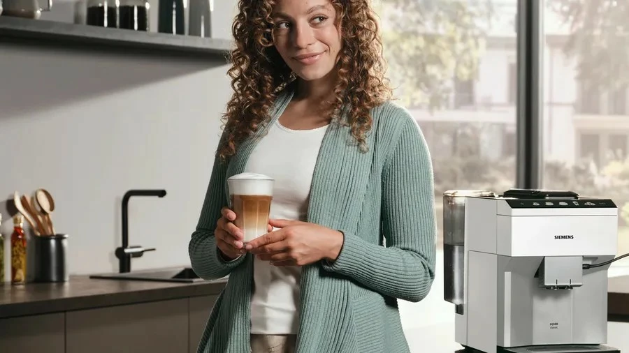 Aparat espresso automatik Siemens EQ500 TP515R02, 1500W, 15 bar, depo kokrrash 270g, rezervuar uji 1.9L, argjend/bardhë