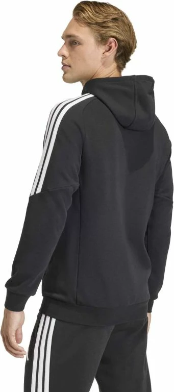 Duks adidas për meshkuj