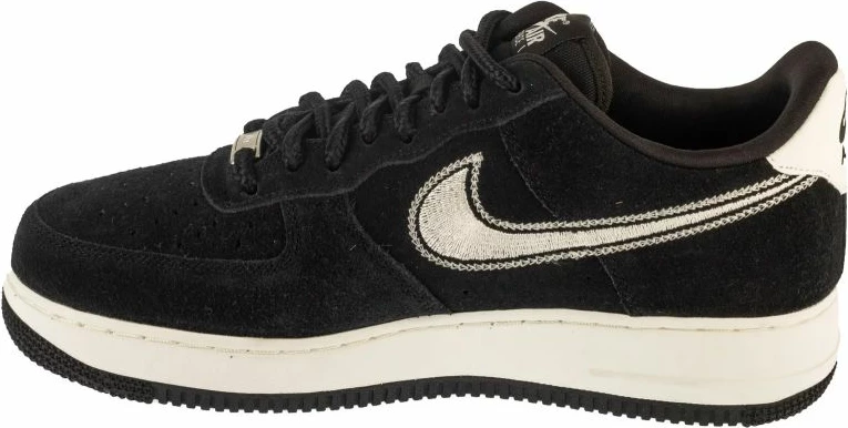 Atlete Nike për meshkuj, të zeza