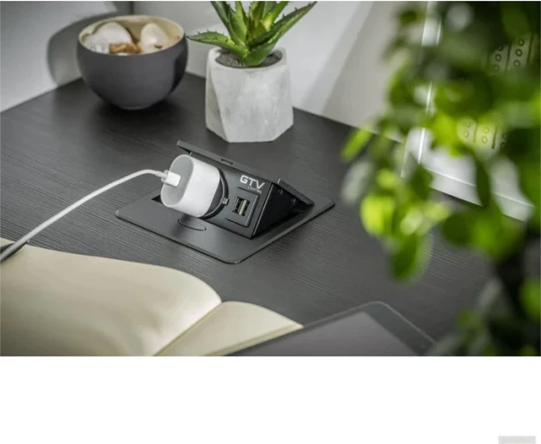 Prizë e integruar GTV AVARO AE-PB1SAVA-20, 1x230V + 2xUSB-A, kabllo 1.5m, e zezë