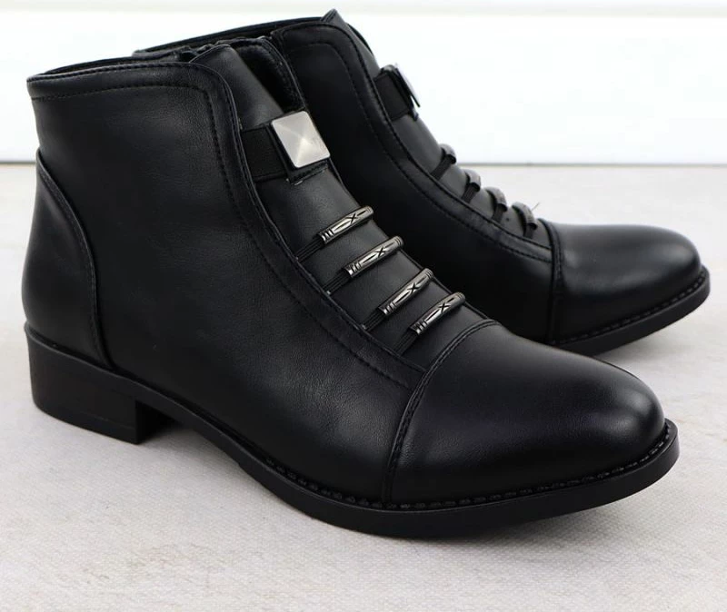 Çizme për femra Sabatina, të zeza