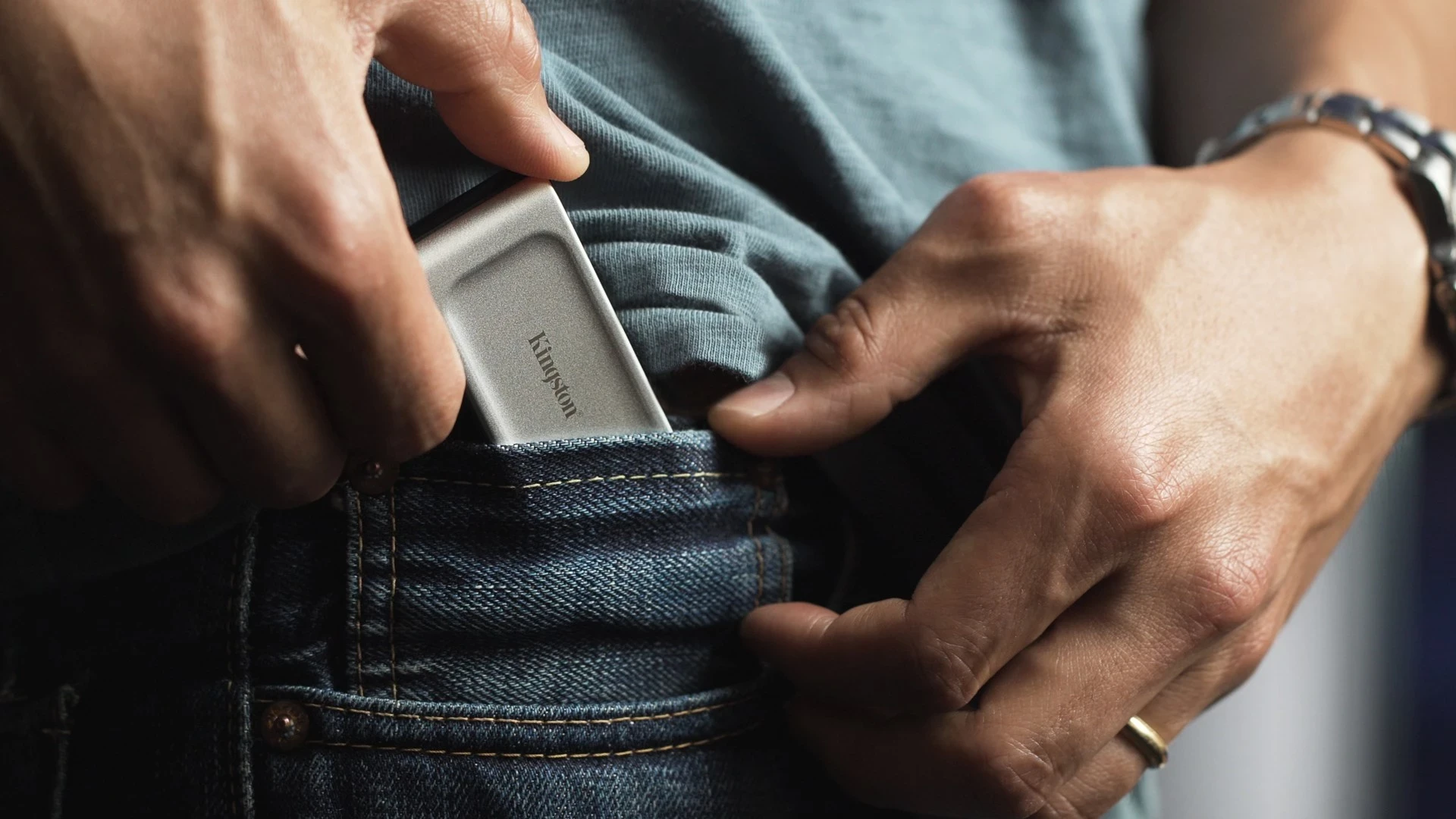 SSD Portativ Kingston XS2000, 500GB