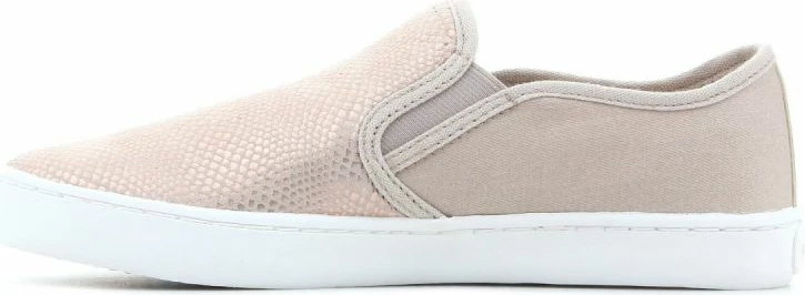 Këpucë për vajza Geox