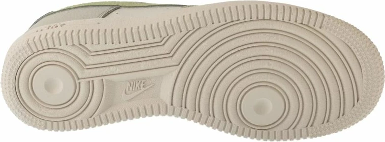 Atlete Nike, të bardha