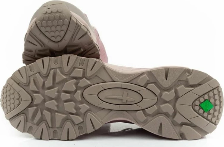 Atlete femra Tamaris, vjollce